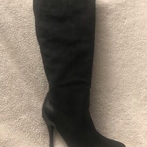 Elegant Black Knee-High Women's Boots
